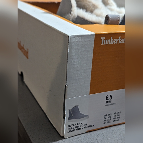 New Timberland Women's Pull-On Boot - Picture 8 of 8